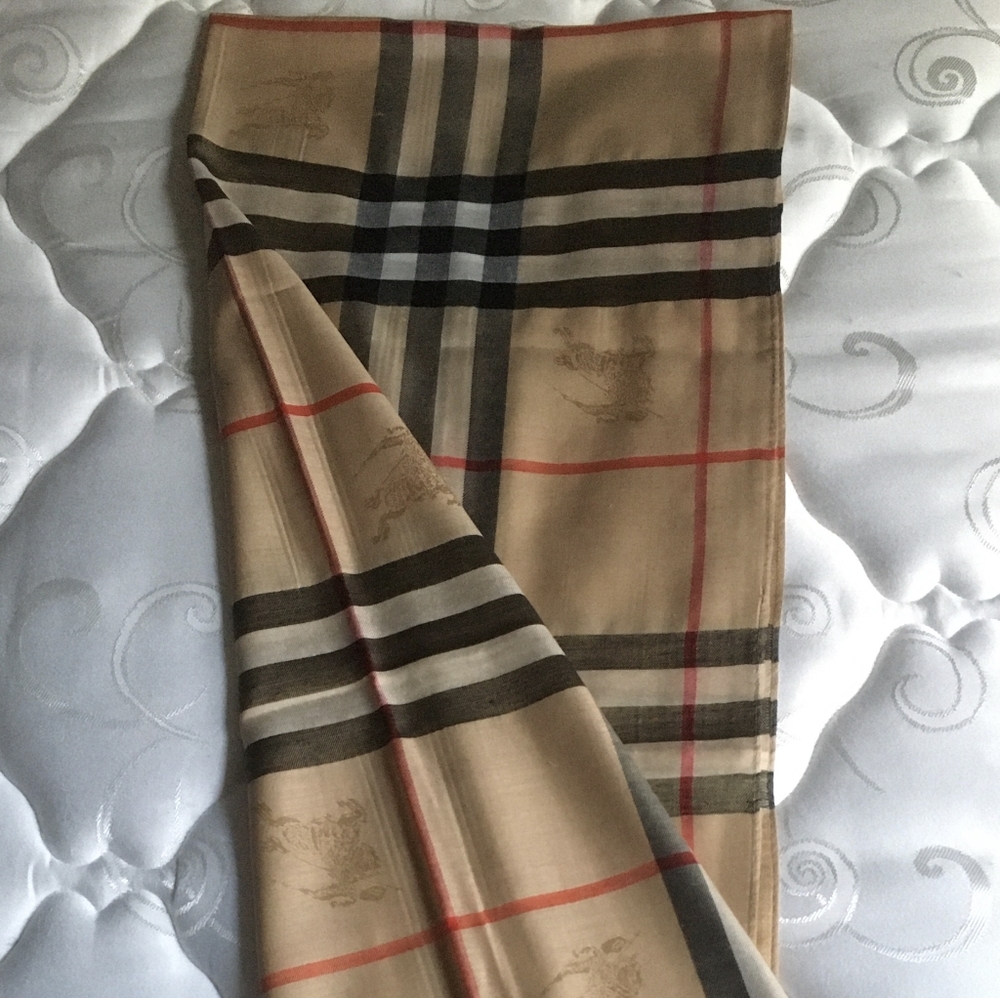 Unisex Burbbery Britt Shawl Scarf